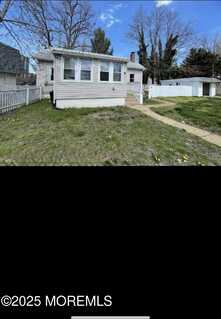 8 E Church Street, Keansburg, NJ 07734