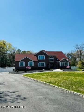 115 Tree Top Circle, Freehold, NJ 07728