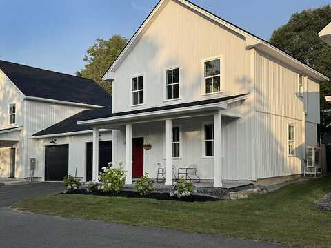 25 Magnolia Lane, Gardiner, ME 04345