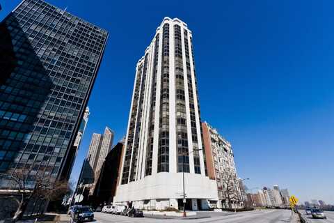 990 N Lake Shore Drive, Chicago, IL 60611