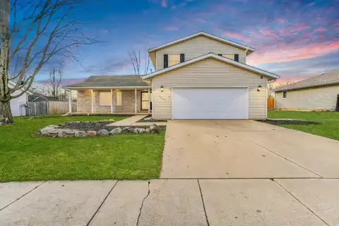 1207 Center Street, Mahomet, IL 61853