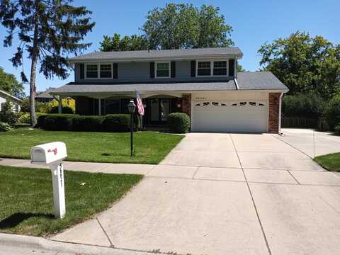 5s621 Ridgeview Lane, Naperville, IL 60540