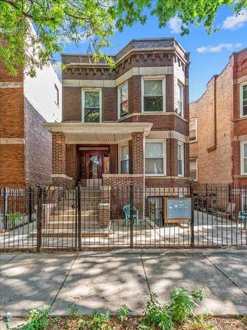 4237 W Potomac Avenue, Chicago, IL 60651