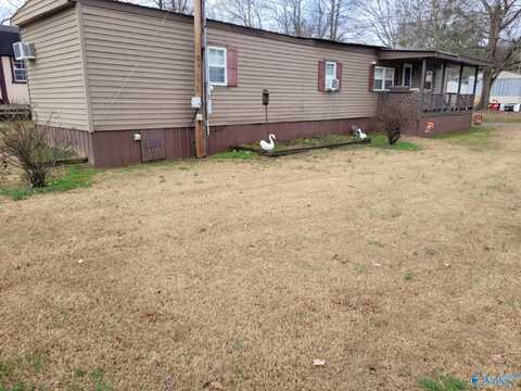 903 Busbey Avenue, Bridgeport, AL 35740