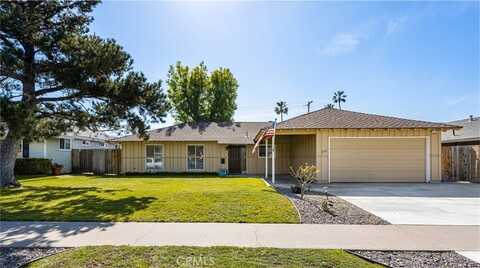 2132 E Trenton, Orange, CA 92867