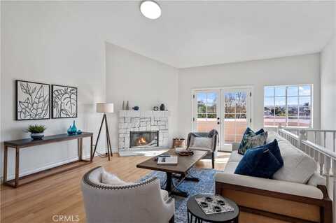 203 N Lucia Avenue, Redondo Beach, CA 90277