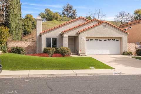 6890 Pecan Avenue, Moorpark, CA 93021