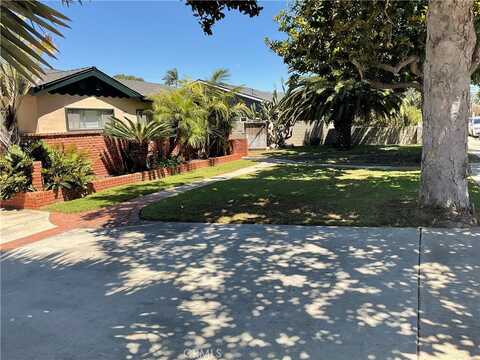 268 E 18th Street, Costa Mesa, CA 92627