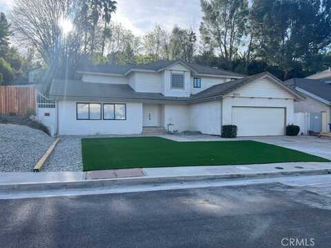 8822 Moorcroft Avenue, West Hills, CA 91304