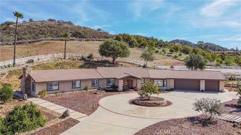 45400 Via Vaquero, Temecula, CA 92590