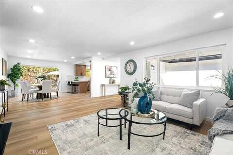 15851 Dundalk Lane, Huntington Beach, CA 92647