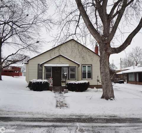 215 W Chestnut Street, Clarinda, IA 51632