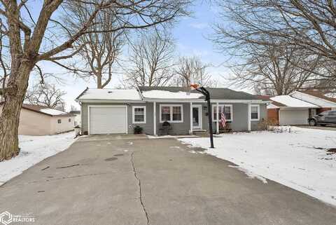 103 N Bashford Street, Winfield, IA 52659