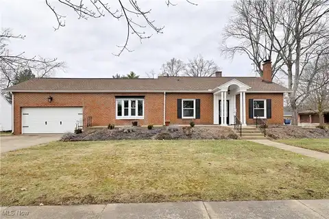 233 E 15th Street, Dover, OH 44622