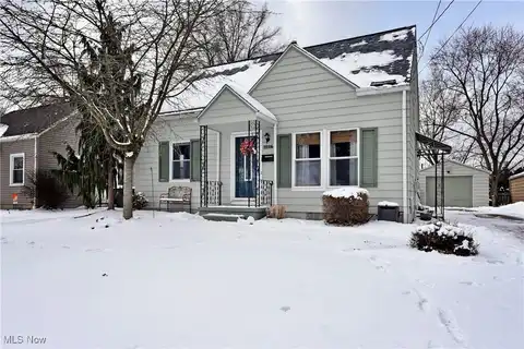 3226 7th Street, Cuyahoga Falls, OH 44221