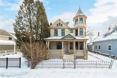 3221 Carroll Avenue, Cleveland, OH 44113