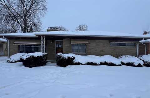 1827 Bro Mor Street, Saginaw, MI 48602