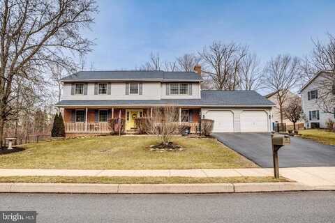 305 Russell Avenue, Douglassville, PA 19518