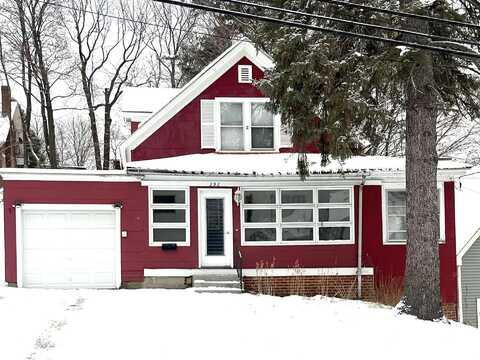 292 hillside Avenue, Berlin, NH 03570