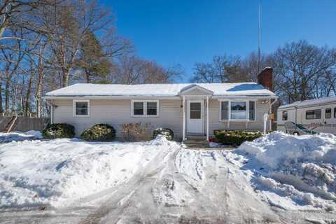 40 Cove Drive, Derry, NH 03038