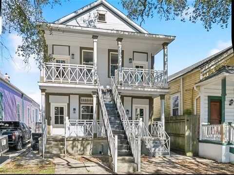 2813 BANKS Street, New Orleans, LA 70119