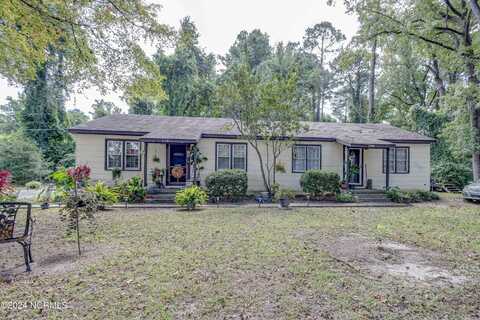 303/305 Green Springs Road, New Bern, NC 28560