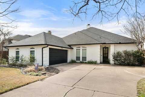 923 Kingston Drive, Mansfield, TX 76063