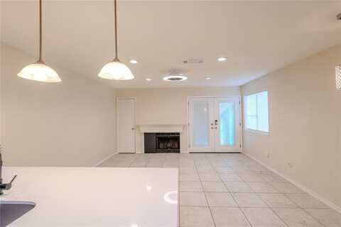 9835 Walnut Street, Dallas, TX 75243