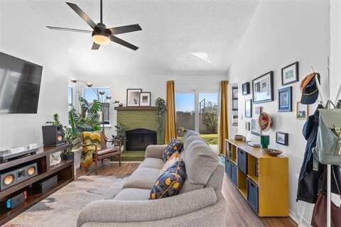 821 Dublin Drive, Richardson, TX 75080