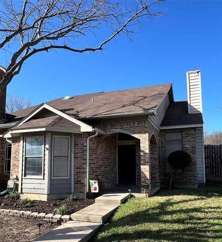 831 Valleybrooke Drive, Arlington, TX 76001