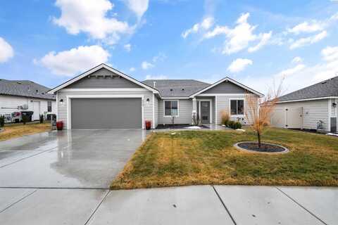 8008 Babine Dr, Pasco, WA 99301