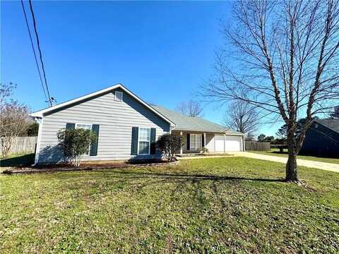 50 Wheatfield Dr, Fort Mitchell, AL 36856