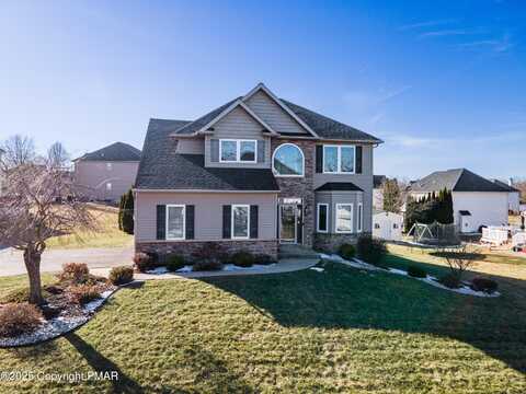 655 Mohican Dr, Easton, PA 18040