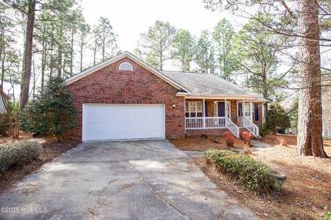 8 Moore Drive, Pinehurst, NC 28374