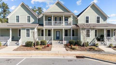 85 Station Avenue, Southern Pines, NC 28387