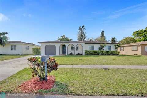 22351 Boulder St, Boca Raton, FL 33428