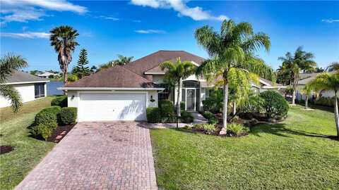 5688 Riverboat Circle SW, Vero Beach, FL 32968