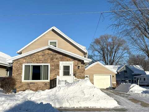 206 CLEVELAND Street, BRILLION, WI 54110