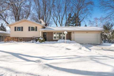 1079 BETHANY Place, GREEN BAY, WI 54304