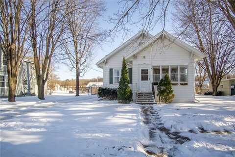 611 E Wells Street, Durand, WI 54736