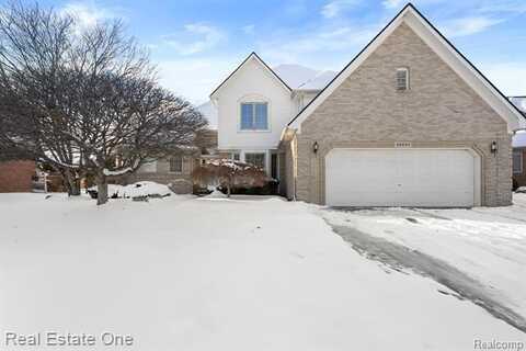 46633 WHITE CAP Drive, Macomb, MI 48044