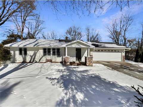 4631 Lynwood Terrace, Minnetonka, MN 55345