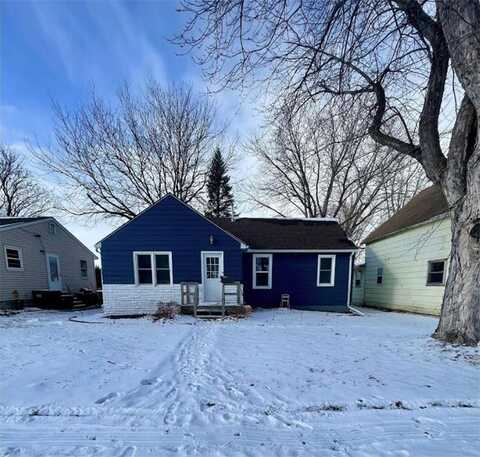 1007 2nd Avenue S, Saint James, MN 56081