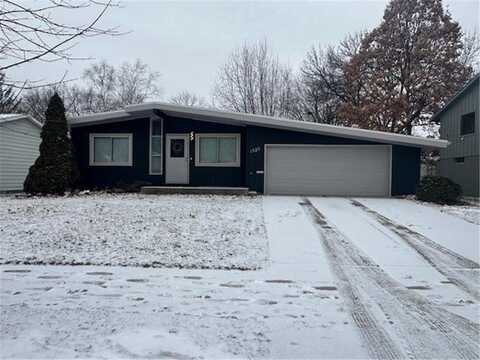 1525 5th Avenue NE, Rochester, MN 55906