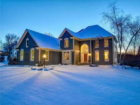 880 Norell Avenue N, Lakeland, MN 55082