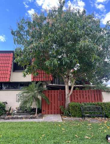 3803 Victoria Drive, West Palm Beach, FL 33406