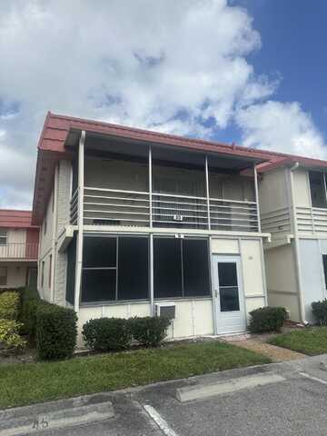 30 Saxony A, Delray Beach, FL 33446