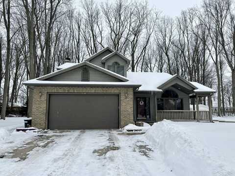 12421 Whisper Ridge, Freeland, MI 48623