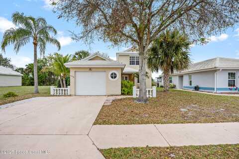 834 Wateroak Drive NE, Palm Bay, FL 32905