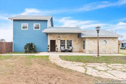 160 COUNTY ROAD 6860, Natalia, TX 78059